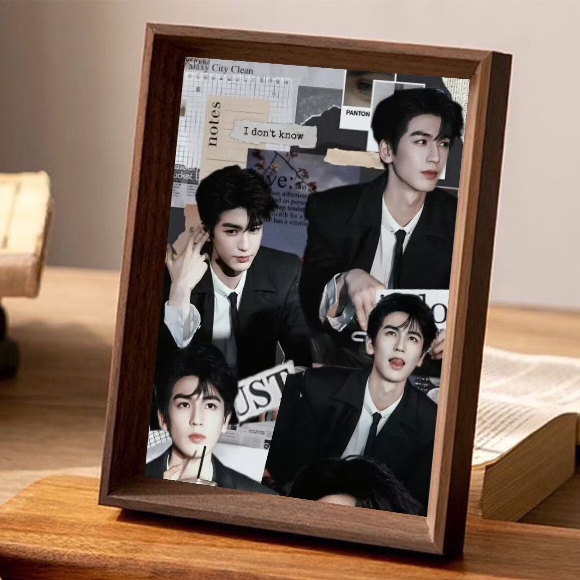 Top Anime Merchandise - Zhang Linghe fan merchandise, including photo