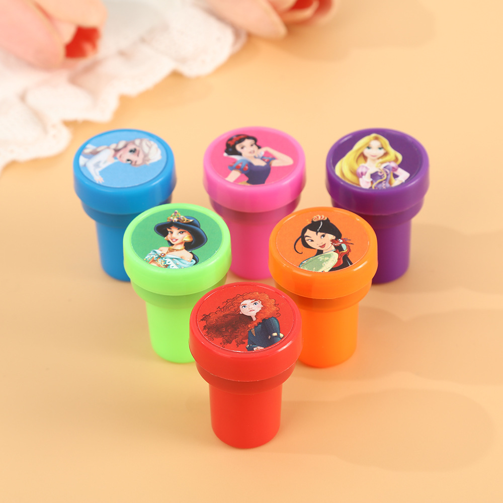 12PCS Princess Kids Stamps Car - Anime Merchandise Wholesale recension och pris